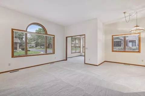 4132 Arbor Ln, Eagan, MN 55122 photo 5