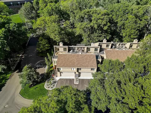 5732 Tucker Ln, Edina, MN 55436
