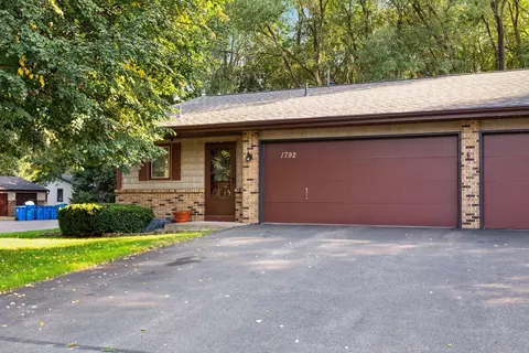 1792 Willow Ct E, White Bear Lake, MN 55110