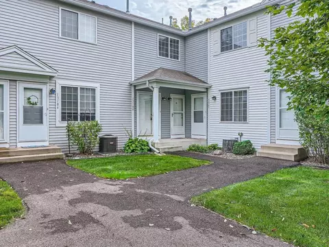 13188 Murdock Ter, Eden Prairie, MN 55347