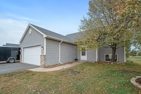 18690 Traverse Ln, Big Lake, MN 55309