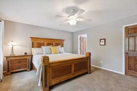 4645 Manor Dr, Eagan, MN 55123 photo 29