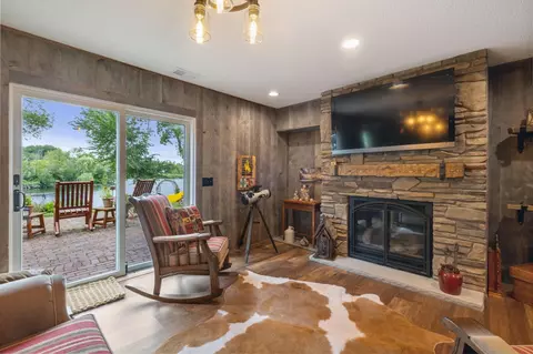 4645 Manor Dr, Eagan, MN 55123 photo 38