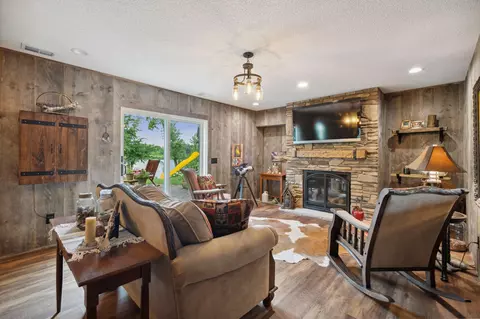 4645 Manor Dr, Eagan, MN 55123 photo 37
