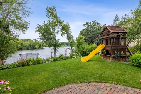 4645 Manor Dr, Eagan, MN 55123 photo 51