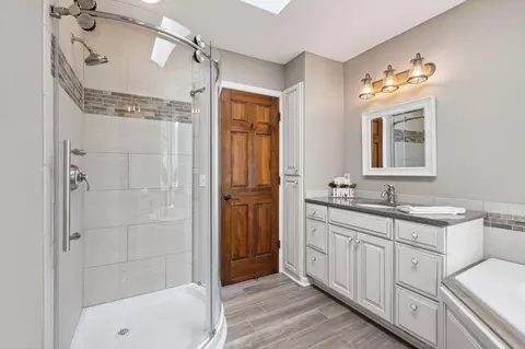 4645 Manor Dr, Eagan, MN 55123 photo 32