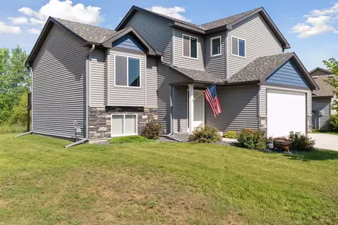 21175 Cameron Way, Farmington, MN 55024