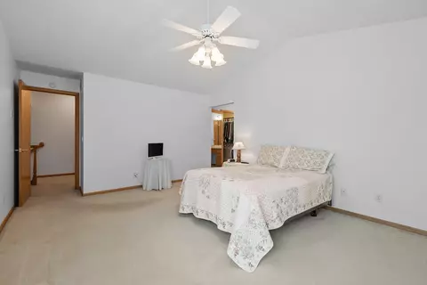 678 Hillside Dr, Eagan, MN 55121 photo 30