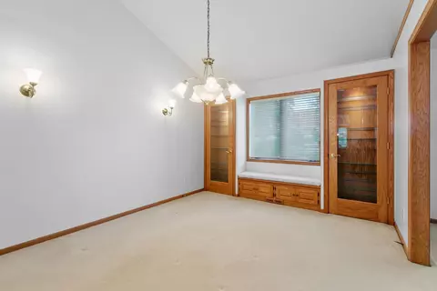 678 Hillside Dr, Eagan, MN 55121 photo 25