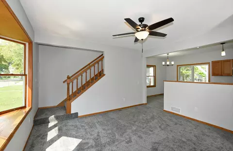 620 2nd St NW, Faribault, MN 55021 photo 9