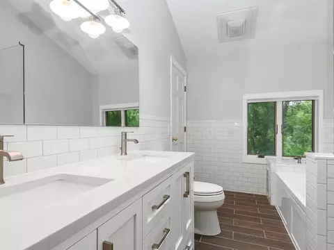 1137 Parkview Ln, Eagan, MN 55123 photo 17