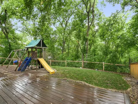 1137 Parkview Ln, Eagan, MN 55123 photo 32
