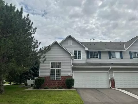 13951 Erwin Ct, Eden Prairie, MN 55344