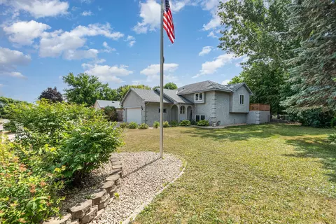 5262 Lannon Ave NE, Albertville, MN 55301