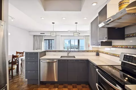 1235 Yale Pl #1108, Minneapolis, MN 55403
