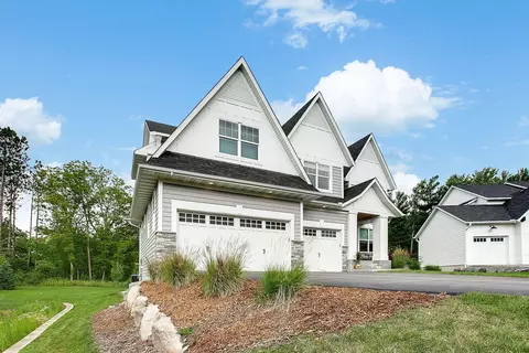 3803 Lakeside Ct, Eagan, MN 55123 photo 6