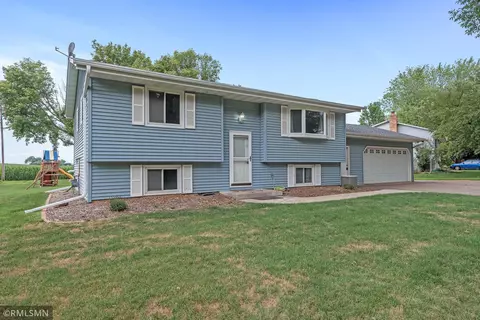 18195 Facade Ave, Farmington, MN 55024