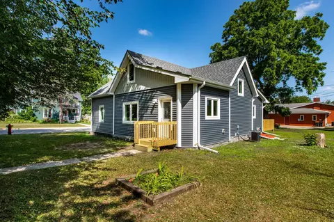 520 Irvin St, West Concord, MN 55985