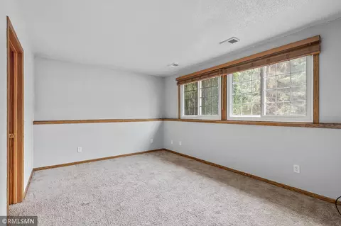 4617 Ridge Cliff Dr, Eagan, MN 55122 photo 22
