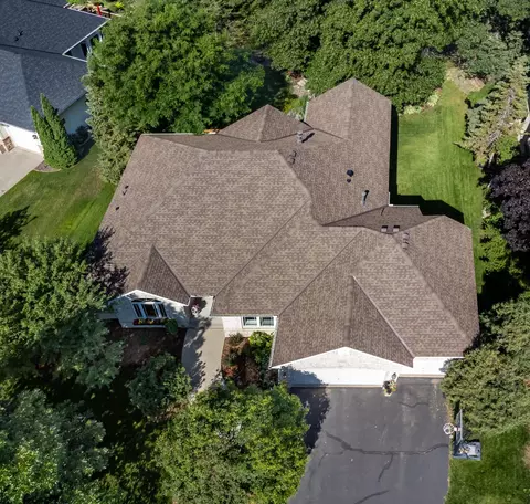 1418 Kingswood Ponds Rd, Eagan, MN 55122