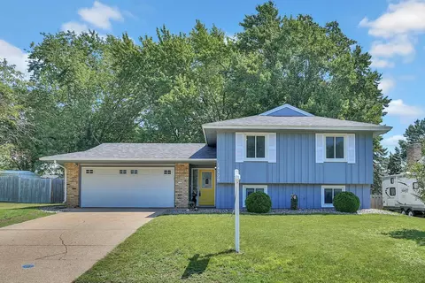 14120 Garrett Ave, Apple Valley, MN 55124