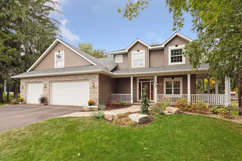 1009 Spruce Dr, Hudson, WI 54016