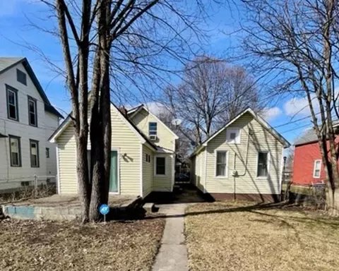 660 Thomas Ave, Saint Paul, MN 55104