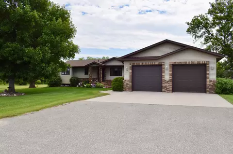 12796 220th St NE, Thief River Falls, MN 56701