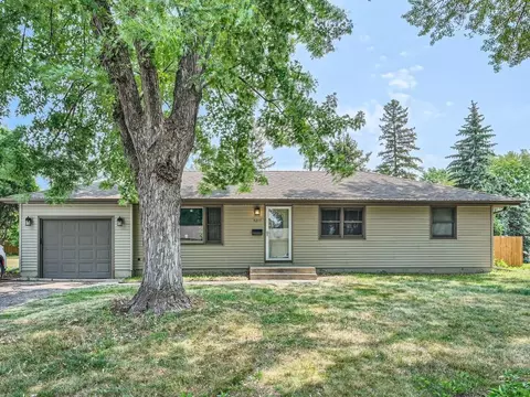 9215 Queen Ave S, Bloomington, MN 55431