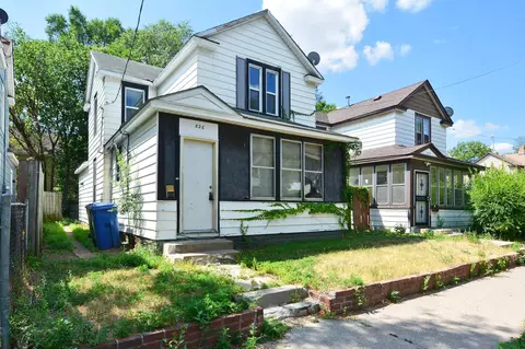 826 26th Ave NE, Minneapolis, MN 55418