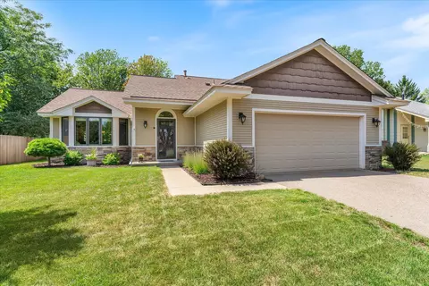 14659 Harrington Pl, Apple Valley, MN 55124