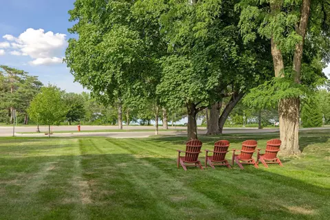12 Nn Como Blvd W, Saint Paul, MN 55103