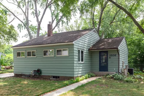 1506 Damon Ct SE, Rochester, MN 55904