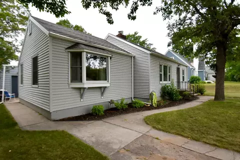 1648 S 7th St, Brainerd, MN 56401 photo 2