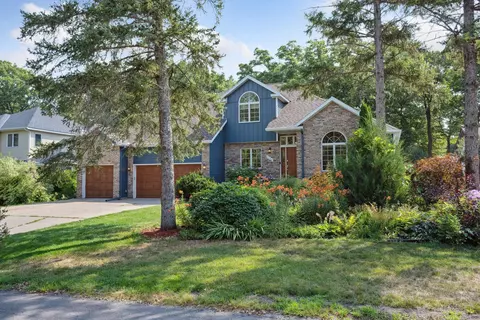 2044 High Dr, Sauk Rapids, MN 56379