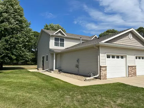 3111 Venice Ln NW, Rochester, MN 55901
