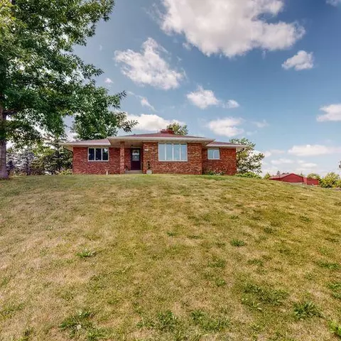 311 1st St, Bellechester, MN 55027