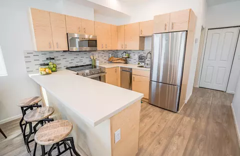 437 N Rivoli, Saint Paul, MN 55130