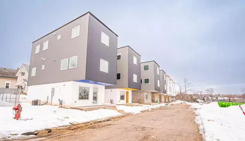 441 N Rivoli, Saint Paul, MN 55130