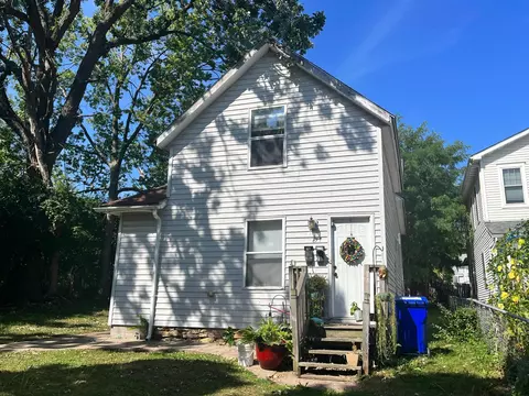 877 Clark St, Saint Paul, MN 55130