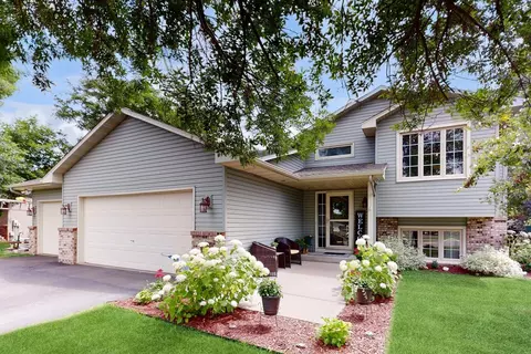 19293 Denver Ct NW, Elk River, MN 55330