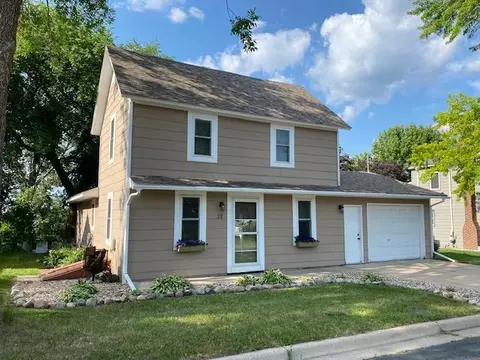 22 1st St NE, Norwood Young America, MN 55397