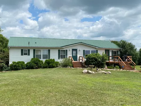 275 40th St SE, Benson, MN 56215