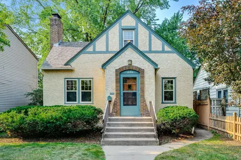 1604 Juno Ave, Saint Paul, MN 55116