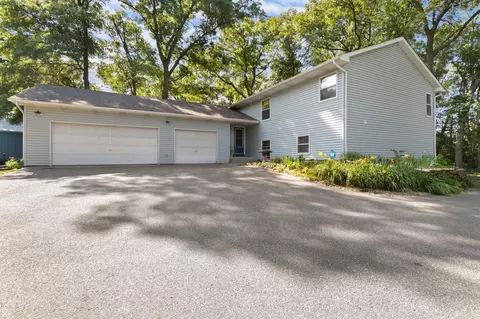 6948 145th Ave NE, Columbus, MN 55025