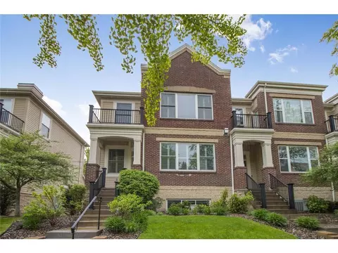 9 4th Ave N #106, Minneapolis, MN 55401