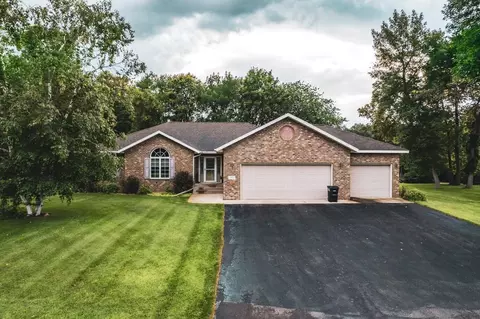 1801 Aspen Dr, Detroit Lakes, MN 56501