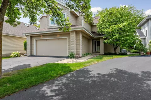 15830 16th Ave N, Plymouth, MN 55447