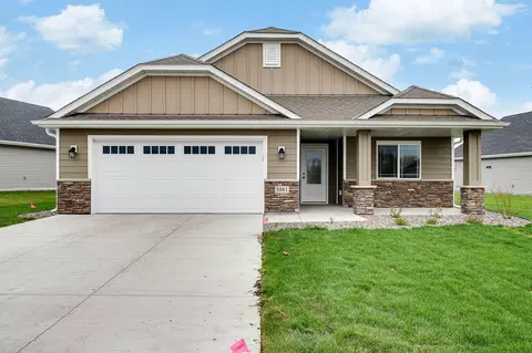 15217 Vicuna St, Ramsey, MN 55303