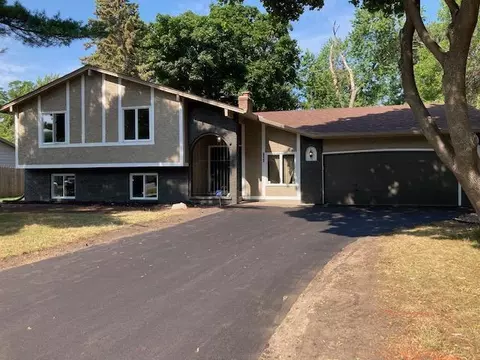 7545 Douglas Dr N, Brooklyn Park, MN 55443